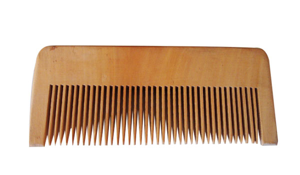 12-Necessities for bath: Lorbeer Wooden Comb (1209)